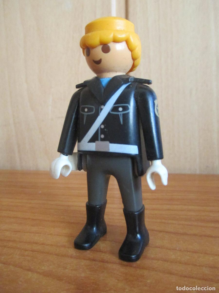 Playmobil: PLAYMOBIL : 1 FIGURA POLICIA