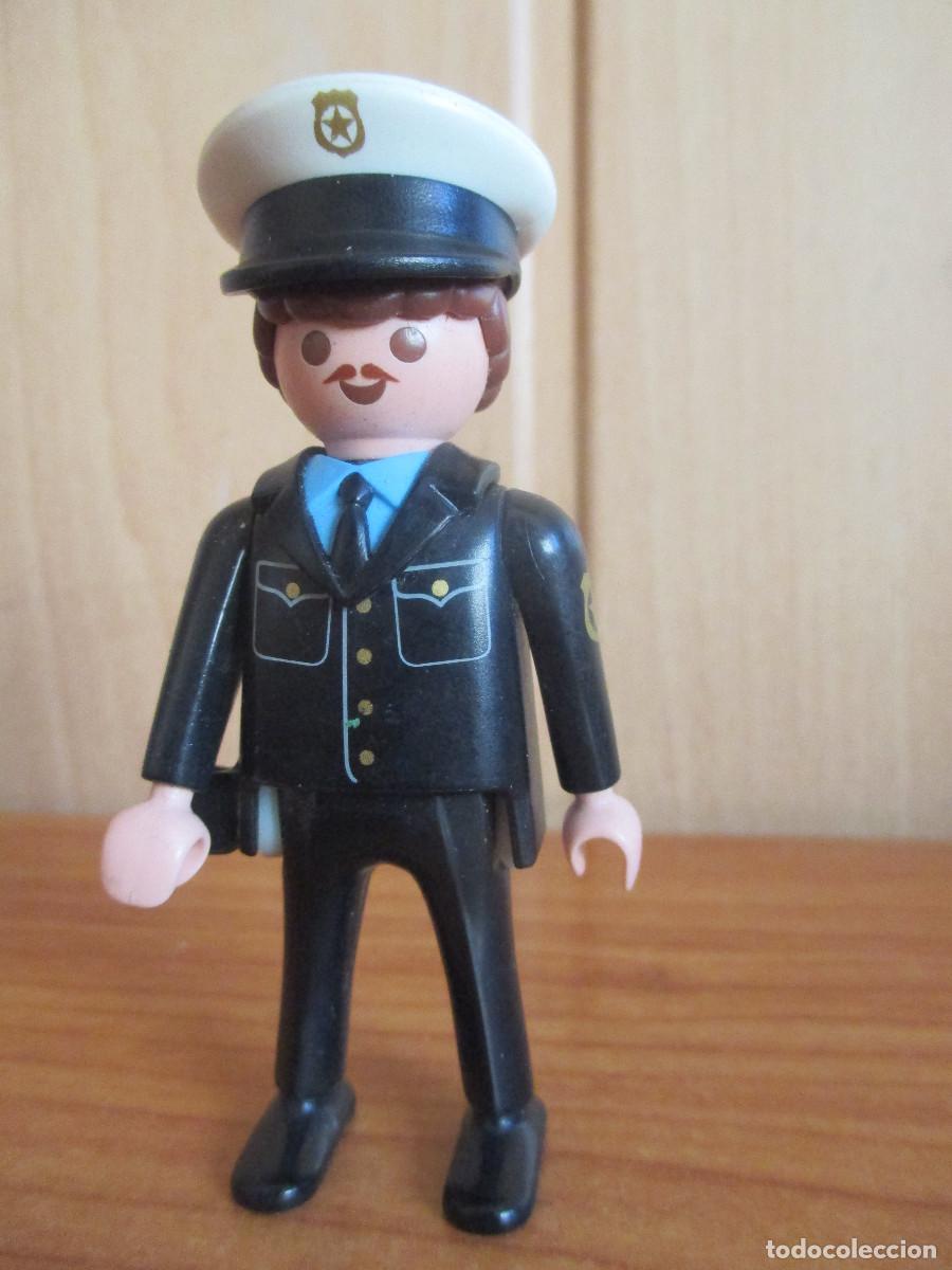 Playmobil: PLAYMOBIL : 1 FIGURA POLICIA
