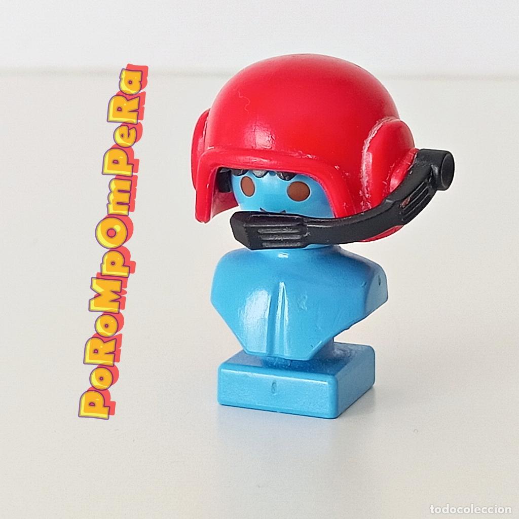 Playmobil: PLAYMOBIL casco rojo + micr&oacute;fono negro piloto 3090 3611 3847 4423 7950 9974 helicoptero moto U4