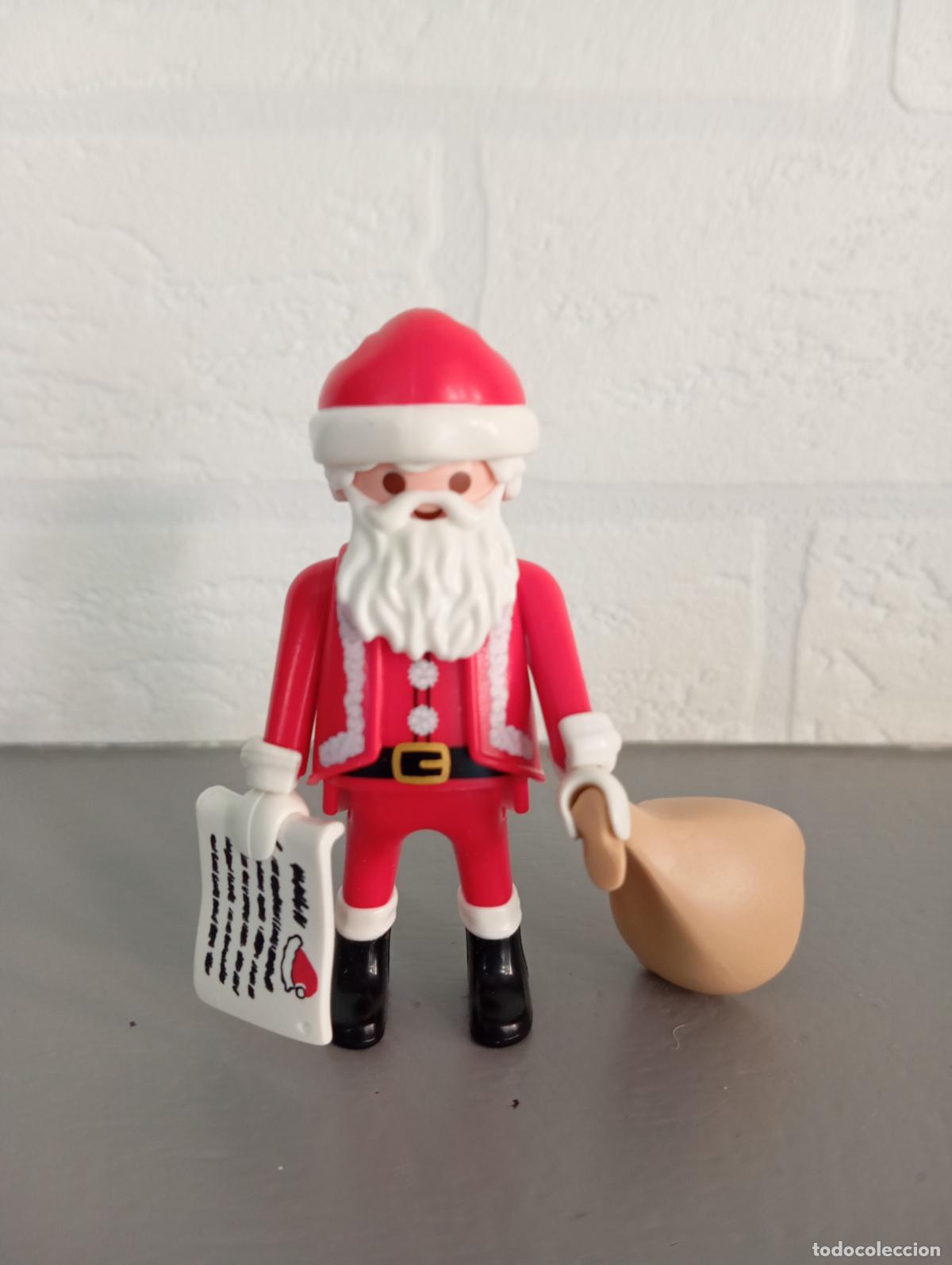 Playmobil: Playmobil Figura con accesorios. Navidad Pap&aacute; Noel