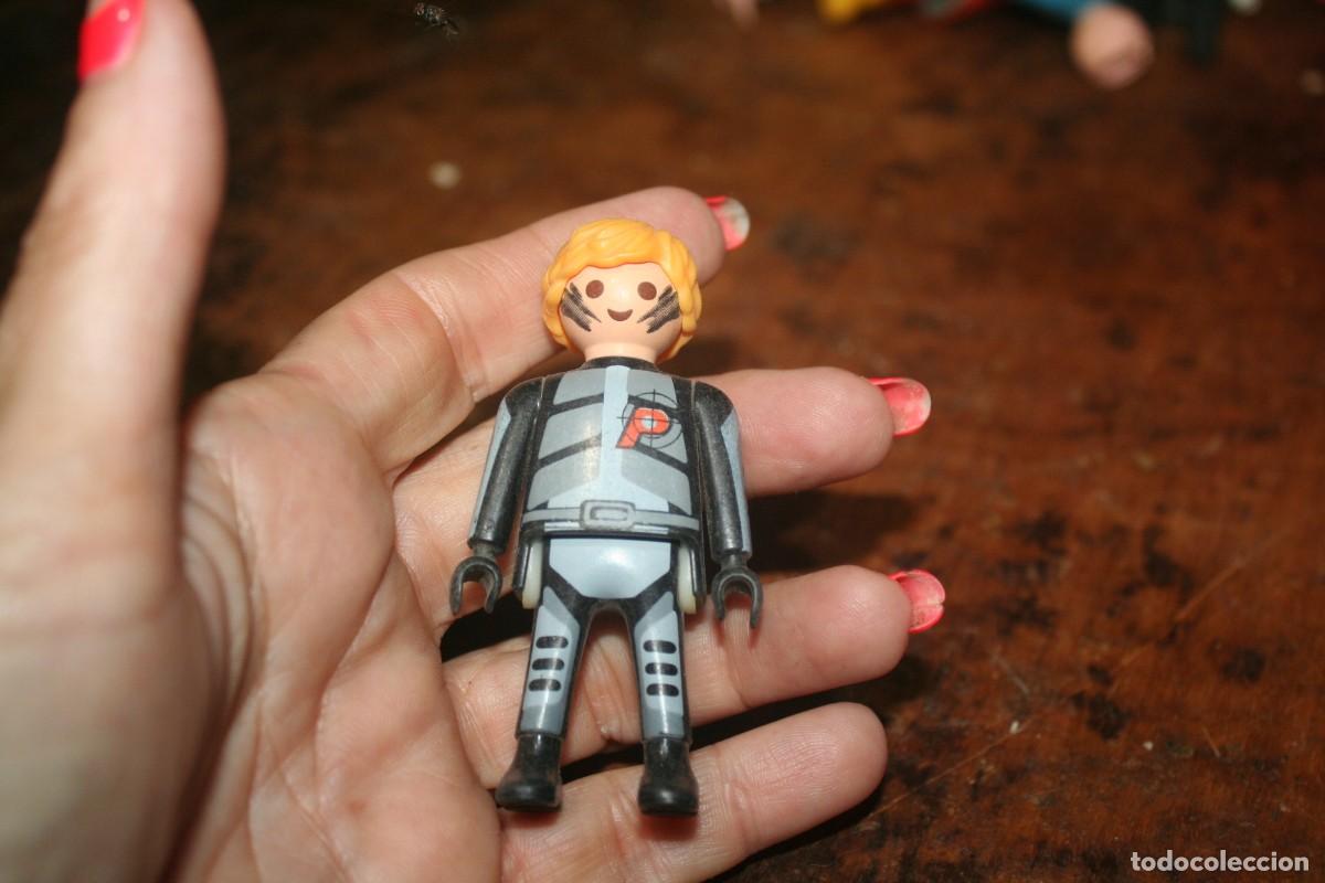 Playmobil: MU&Ntilde;ECO mu&ntilde;eca PLAYMOBIL PEDIDO MINIMO 5E