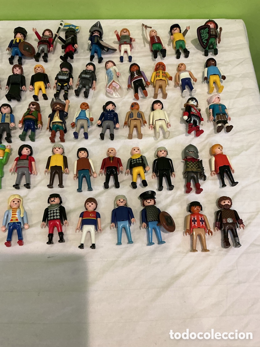 Playmobil: LOTE DE 63 FIGURAS PLAYMOBIL VARIADAS &ndash; REF. C-1 - Foto 4