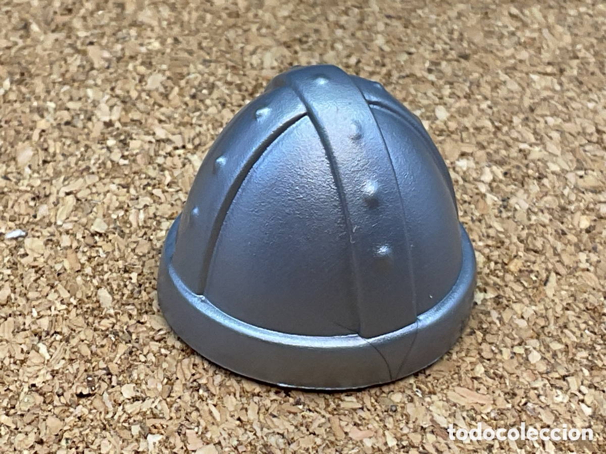 Playmobil: ACCESORIO PLAYMOBIL. CASCO MEDIEVAL COLOR PLATEADO.