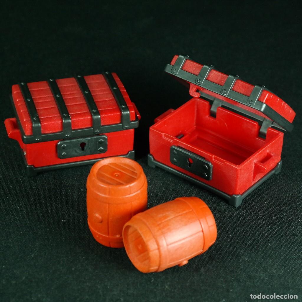 Playmobil: Playmobil baules rojos con barriles ☼
