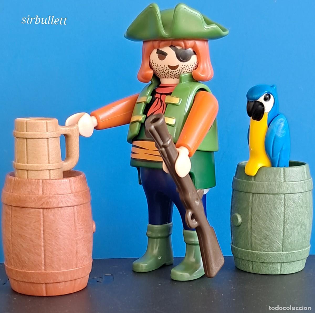 Playmobil: Figura Pirata Parche en el ojo con trabuco. Barriles Jarra Loro . Playmobil.