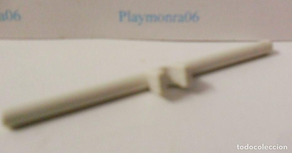 Playmobil: PLAYMOBIL P225 PIEZA SOPORTES BLANCA PARA REF 3518-3130 FOCAS Y CIRCO 65MM