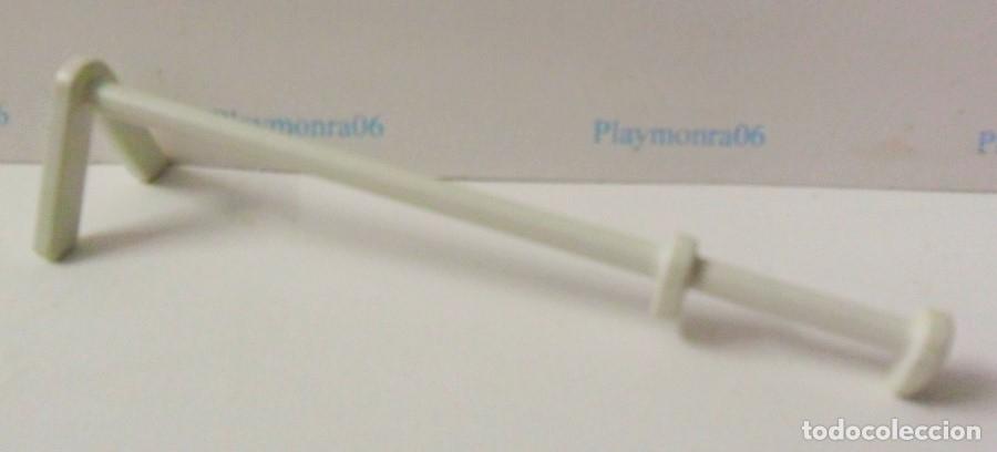 Playmobil: PLAYMOBIL P225 PIEZA SOPORTES BLANCA SALTO OBSTACULOS CABALLOS CIRCO SET. 3545