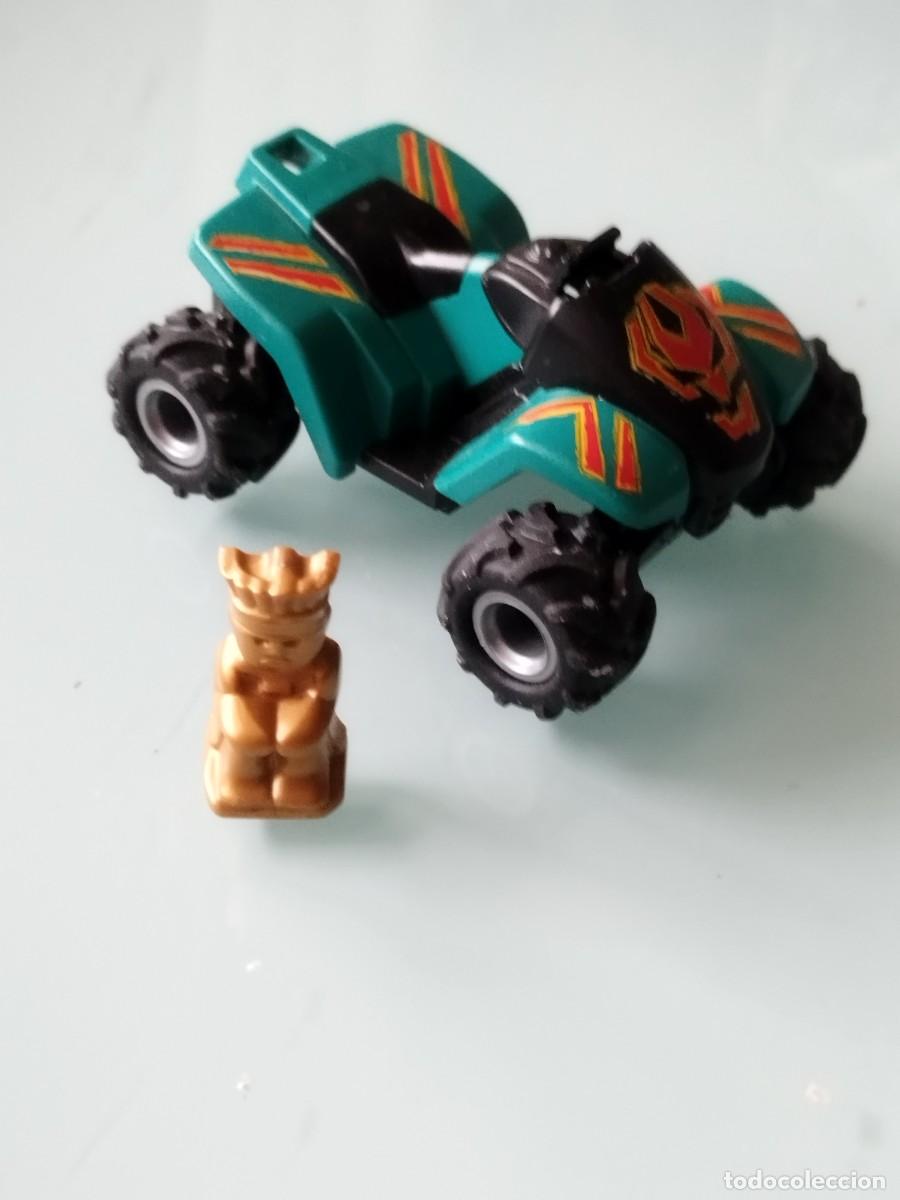 Playmobil: Lote Quad Playmobil 6879 (Incompleto/Para Repuestos) + Estatuilla Bot&iacute;n Dorado.