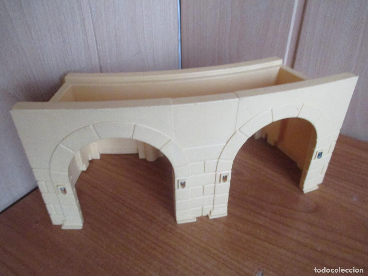 Playmobil: PLAYMOBIL : 1 PIEZA CURVA CON ARCOS Y GRADAS DEL CIRCO ROMANO