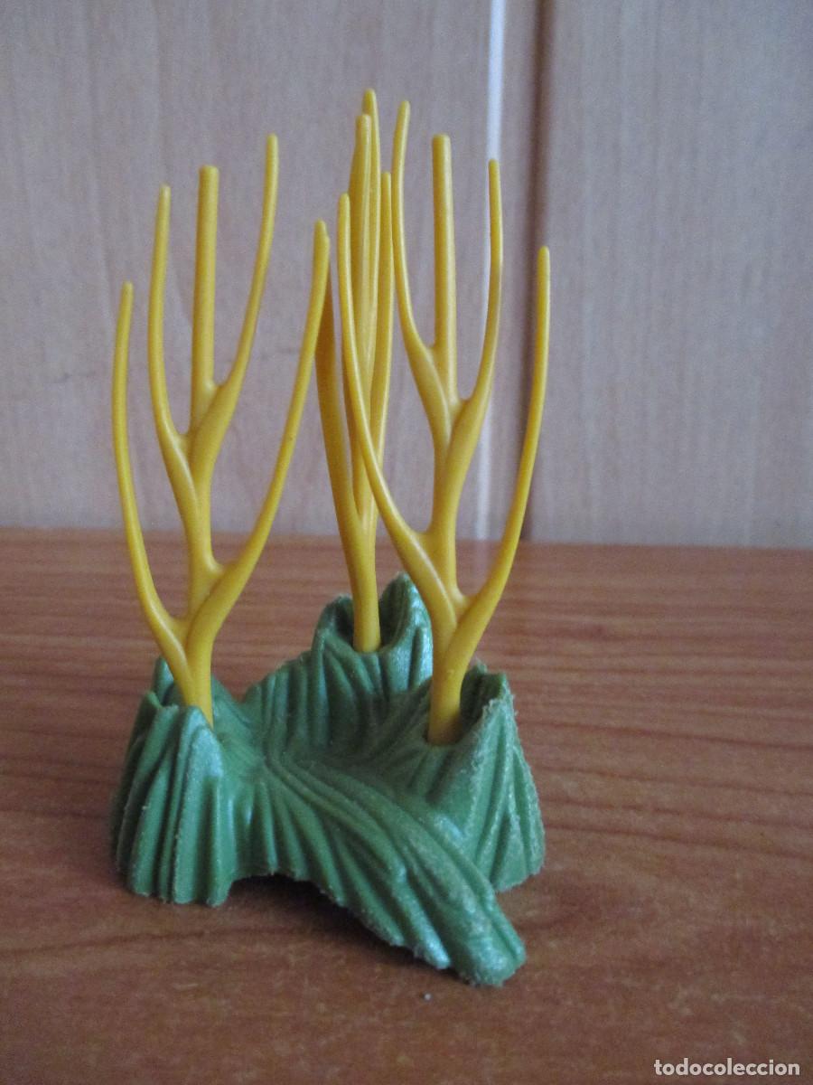 Playmobil: PLAYMOBIL : 1 JUNCO CON VEGETACION - Foto 1