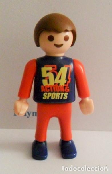 Playmobil: PLAYMOBIL P202* NI&Ntilde;OS NI&Ntilde;O JESEY AZUL ROJO N&ordm; 54Y PANTALON ROJO