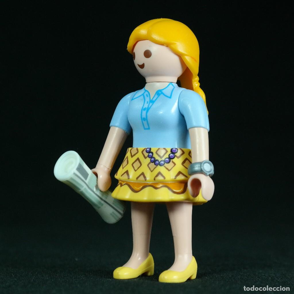 Playmobil: Playmobil mujer con periodico ☼