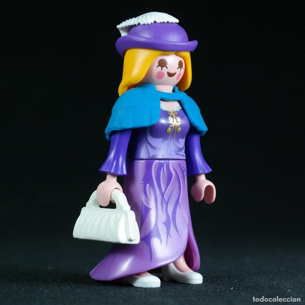 Playmobil: Playmobil dama con tapado ☼