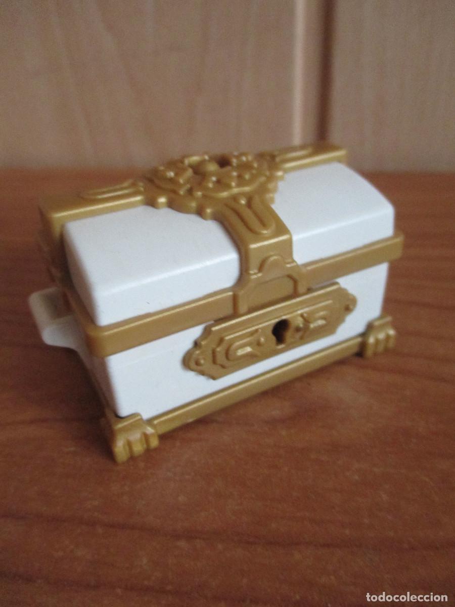 Playmobil: PLAYMOBIL : 1 COFRE O BAUL EN DORADO CON MONEDAS EN INTERIOR , PIRATAS O MEDIEVAL