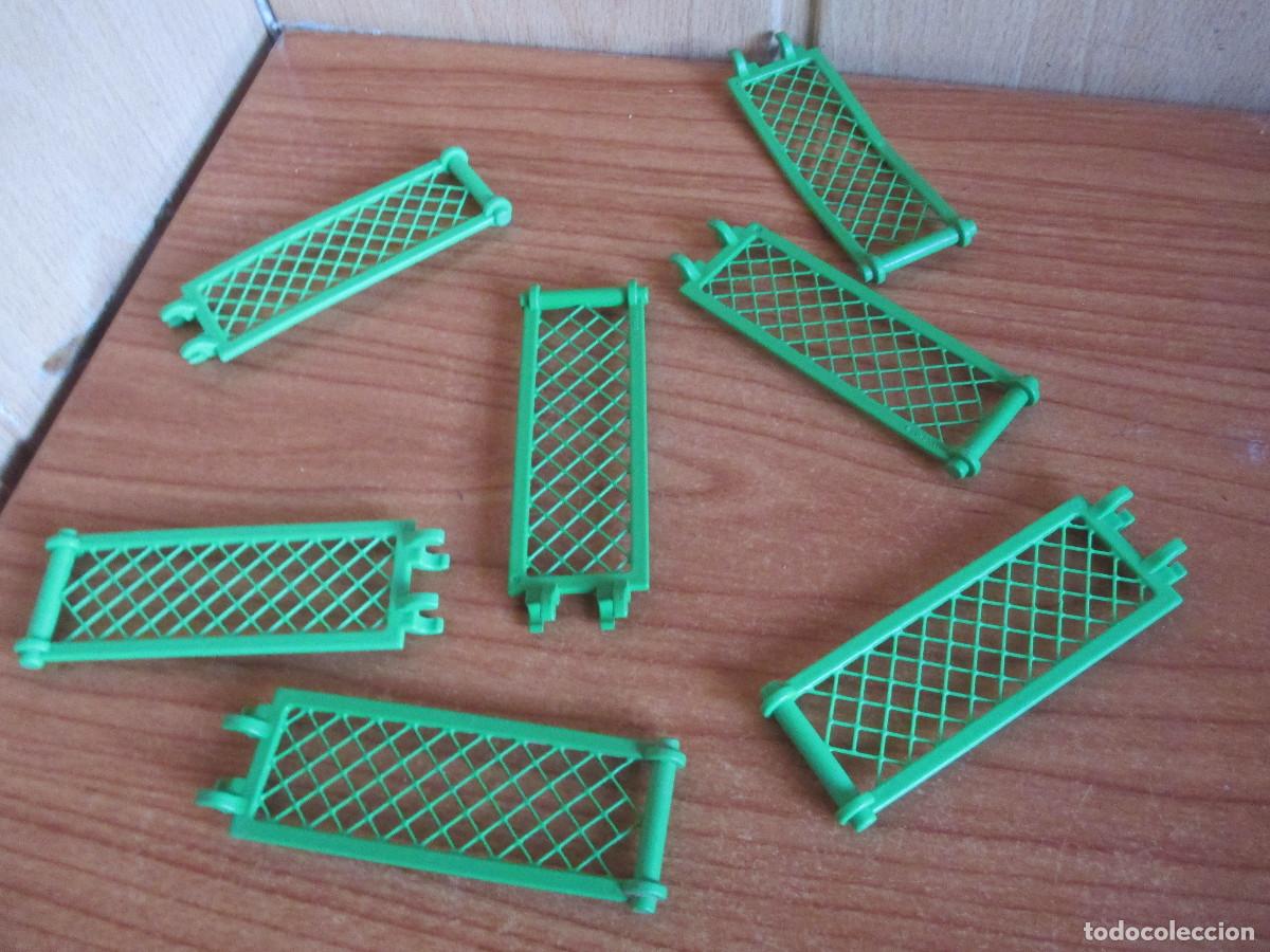Playmobil: PLAYMOBIL : 1 LOTE 7 VALLAS VERDES CON REJILLA PARA GRANJA ANIMALES , CORRALES O SIMILAR