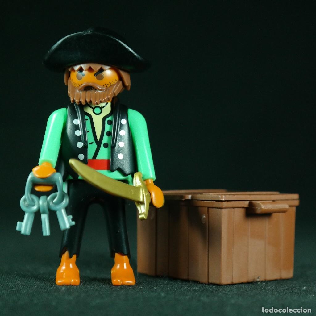Playmobil: Playmobil pirata con baul ☼