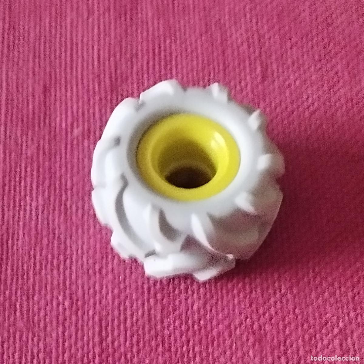 Playmobil: RUEDA PARA VEHICULO - COCHE - PLAYMOBIL - Foto 2