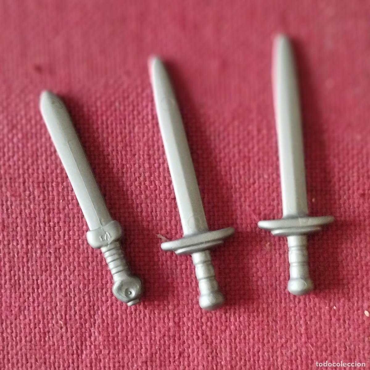 Playmobil: 3 ESPADAS - GRISES - ARMAS - PLAYMOBIL - Foto 1