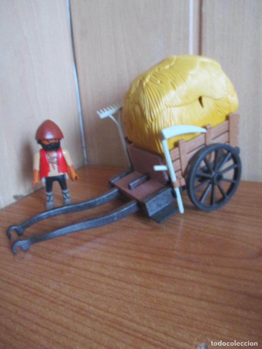Playmobil: PLAYMOBIL : 1 CARRO MEDIEVAL CON PILA DE HENO Y CONDUCTOR , DE LA REF. 6005