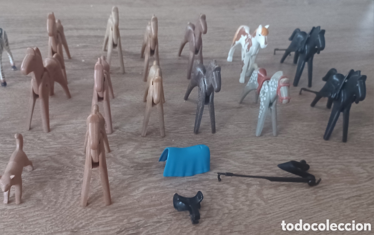 Playmobil: LOTE 13 CABALLOS Y 1 PERRO PLAYMOBIL GEOBRA 1974 CON ACCESORIOS