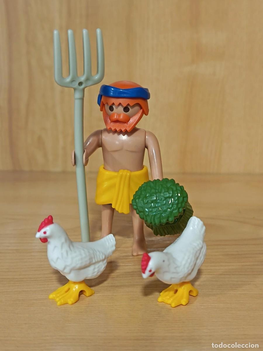 Playmobil: PLAYMOBIL ALDEANO , AGRICULTOR CON GALLINAS , BELEN - 22/7/26