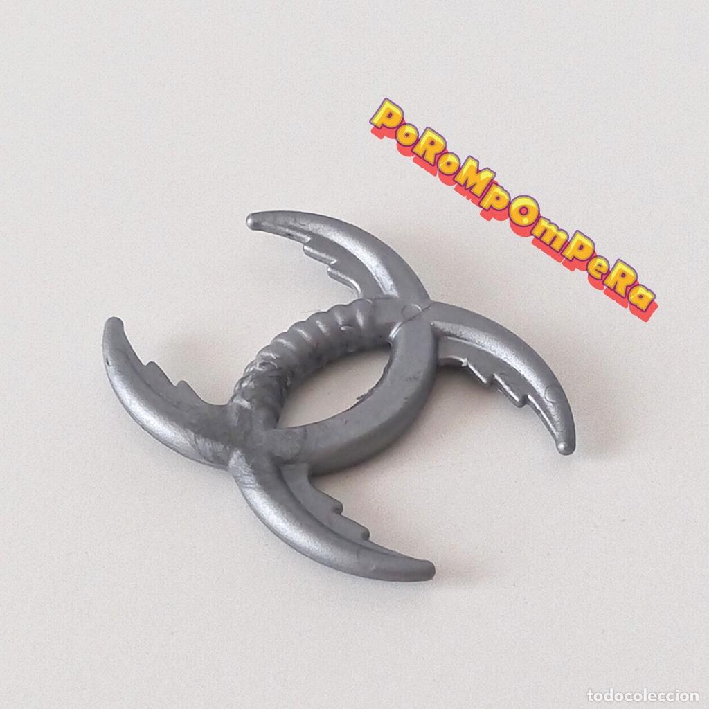 Playmobil: PLAYMOBIL arma plateada samurai cuchillas espada doble guerrero asi&aacute;tico D6