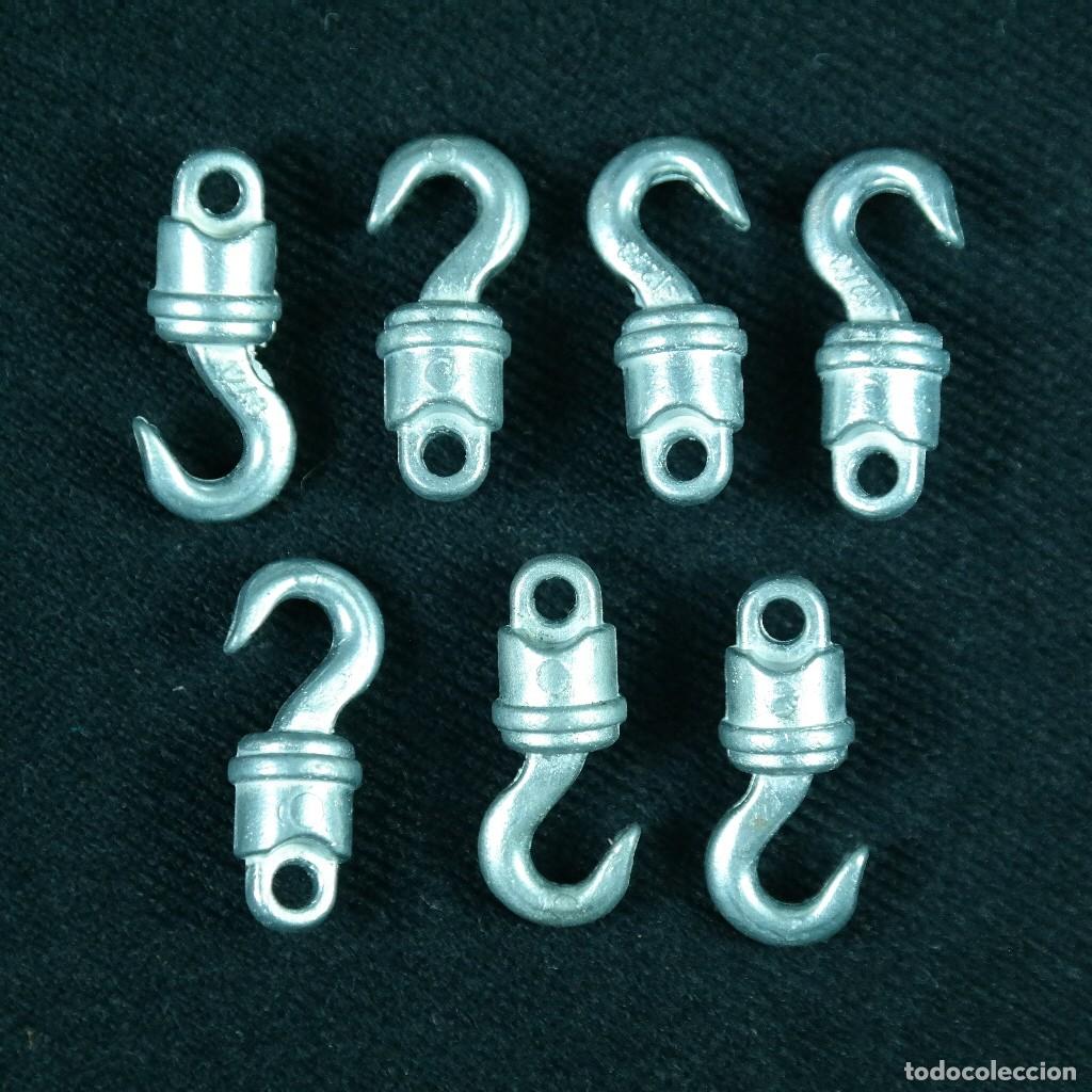 Playmobil: Playmobil ganchos peque&ntilde;os de metal ☼