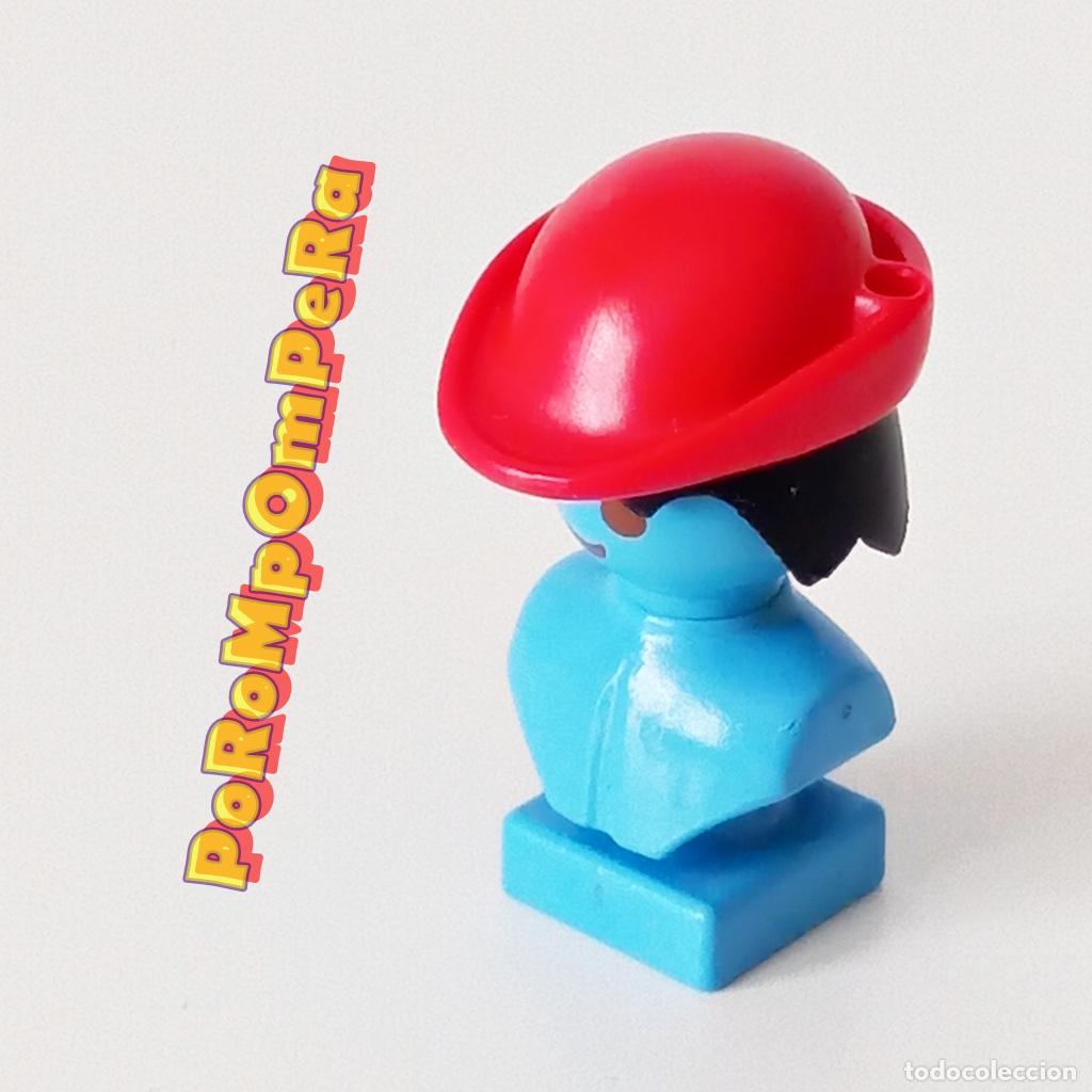 Playmobil: PLAYMOBIL gorro medieval ovalado rojo agujero pluma 3464 362X 3665 sombrero arquero aldeano bel&eacute;n D6