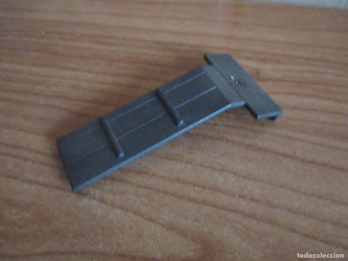 Playmobil: PLAYMOBIL : 1 RAMPA DE ACCESO PARA GALLINEROS, CORRALES O GRANJA