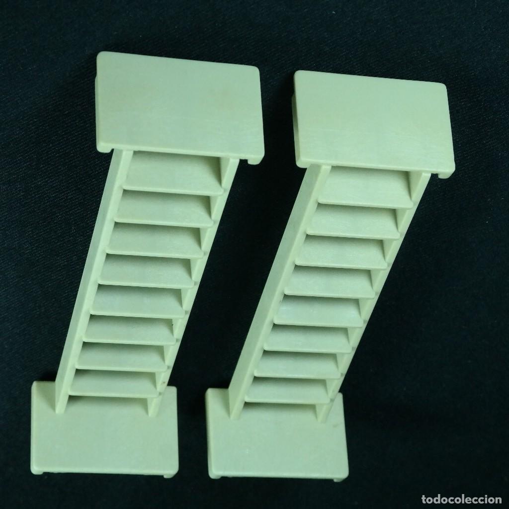 Playmobil: Playmobil dos escaleras grises casa oeste ☼