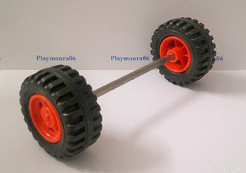 Playmobil: PLAYMOBIL P234 * RUEDAS VEHICULO COCHE FURGONETA LONG. EJE 74mm RUEDAS 36mm D. GROSOR RUEDA 18mm