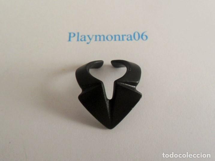 Playmobil: PLAYMOBIL P080 * CUELLO SOLAPA ANCHA CHAQUETA NEGRO
