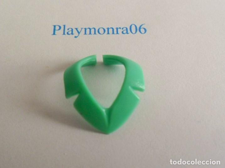 Playmobil: PLAYMOBIL P080 * CUELLO SOLAPA CHAQUETA VERDE