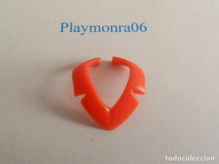 Playmobil: PLAYMOBIL P080 * CUELLO SOLAPA CHAQUETA ROJO