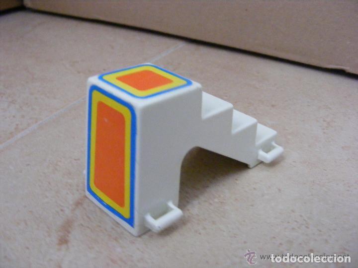 Playmobil: PLAYMOBIL ESCALERA CIRCO 3512 ACR&Oacute;BATAS A&Ntilde;OS 70