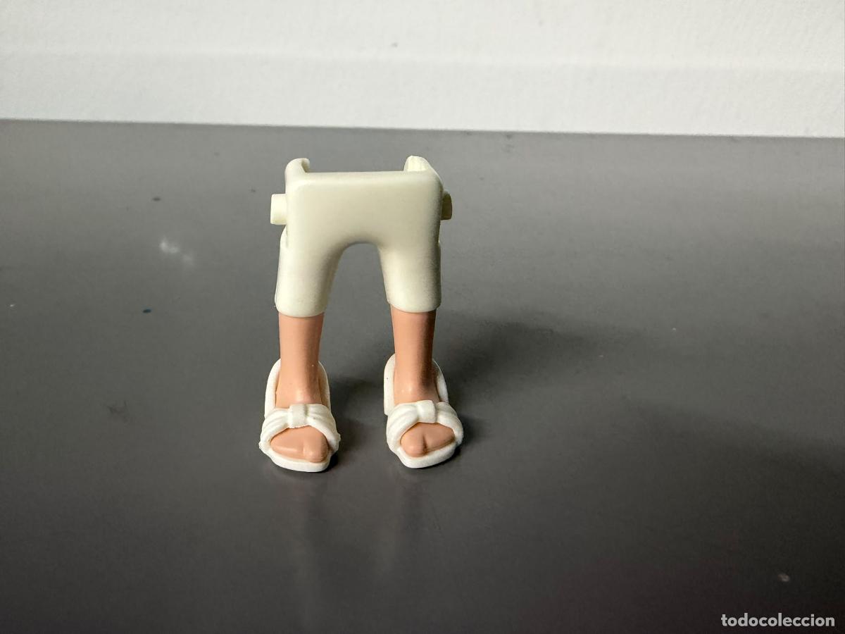 Playmobil: PLAYMOBIL chaclas mujer de goma, playa verano ciudad, - piernas no incluidas