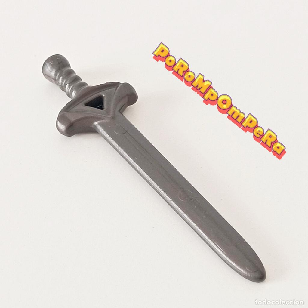 Playmobil: PLAYMOBIL espada oscura empu&ntilde;adura triangular caballero medieval pr&iacute;ncipe rey F5