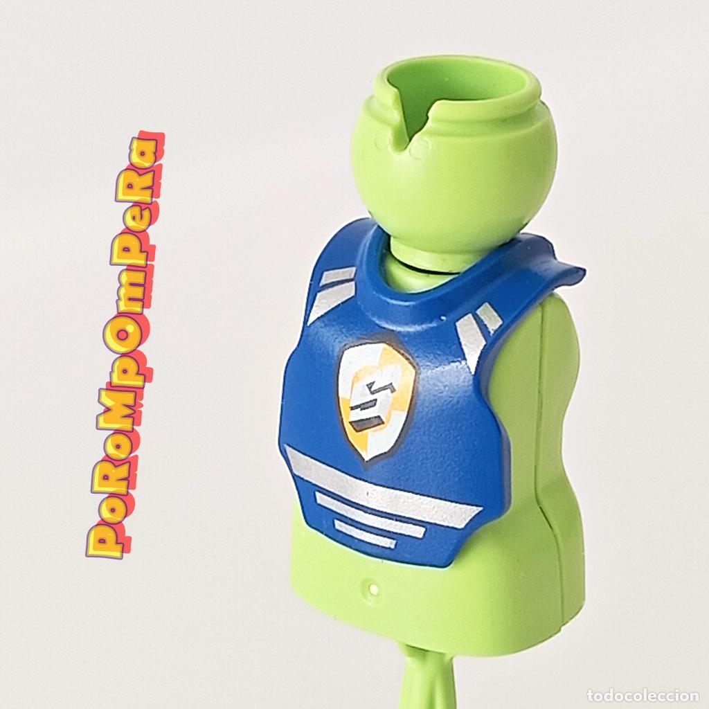 Playmobil: PLAYMOBIL peto azul tipo polic&iacute;a pechera protector pecho police F5