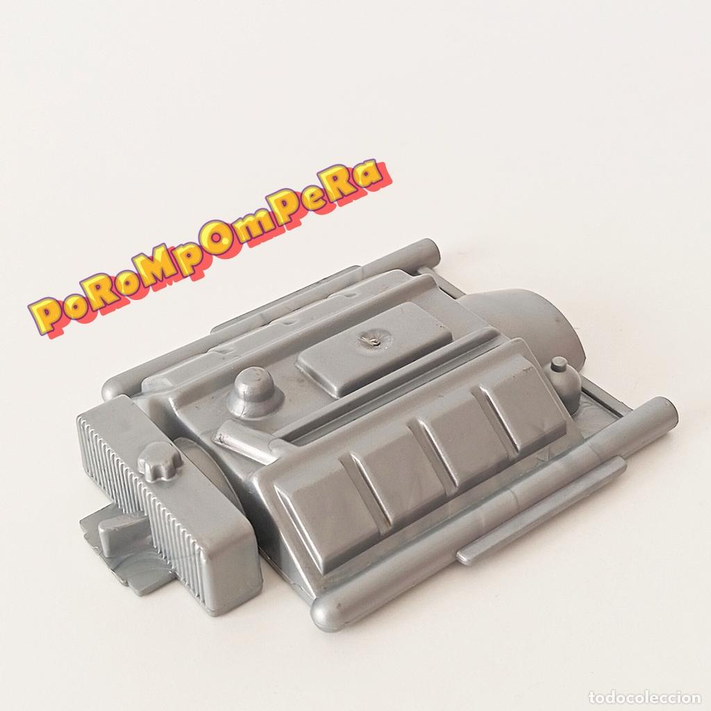 Playmobil: PLAYMOBIL motor plateado similar 3141 3935 4420 ? compartimento interior cami&oacute;n F5