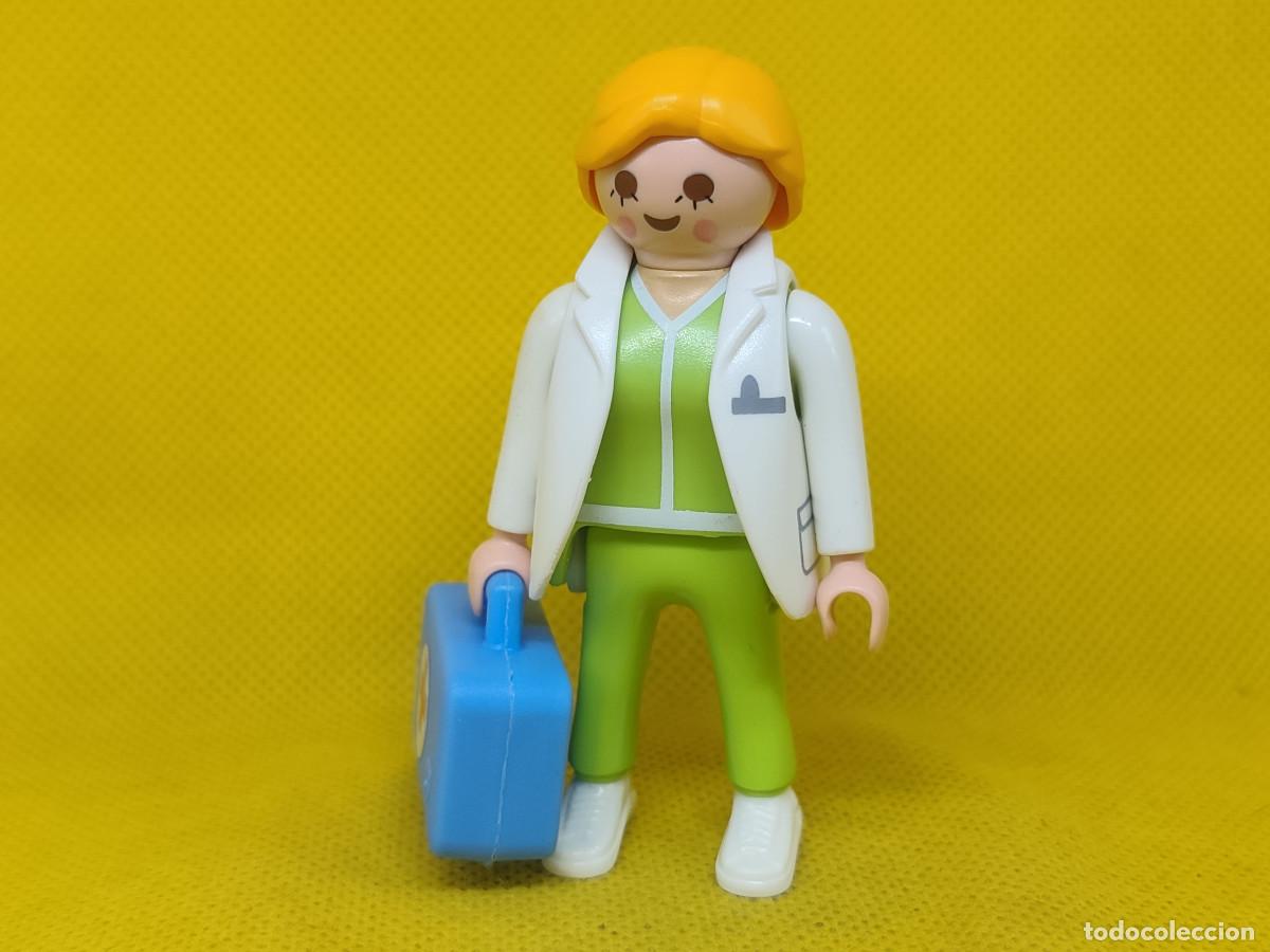 Playmobil: Playmobil Doctora, m&eacute;dica, enfermera con botiqu&iacute;n
