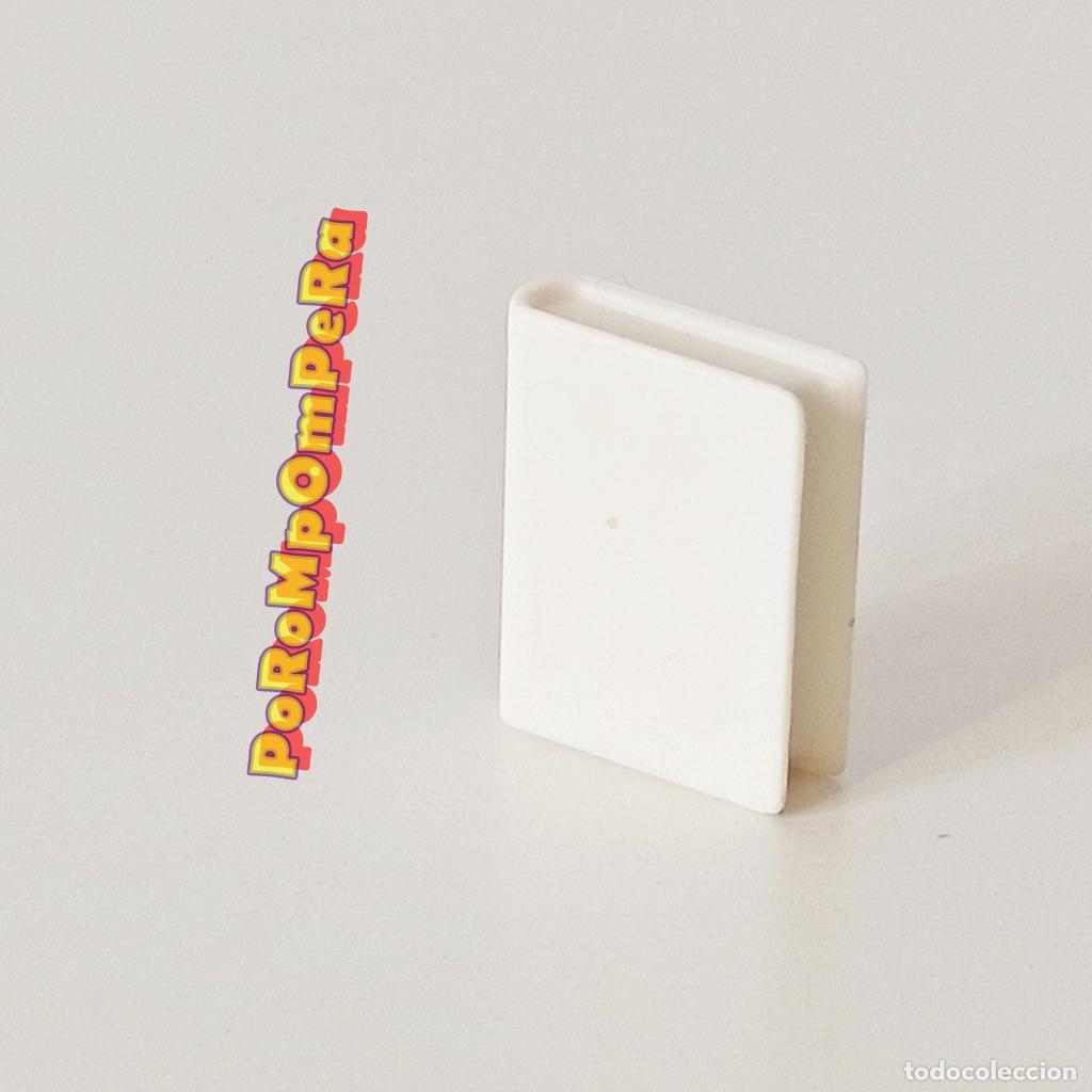 Playmobil: PLAYMOBIL libro peque&ntilde;o cerrado blanco - DIFERENTES SETS F1