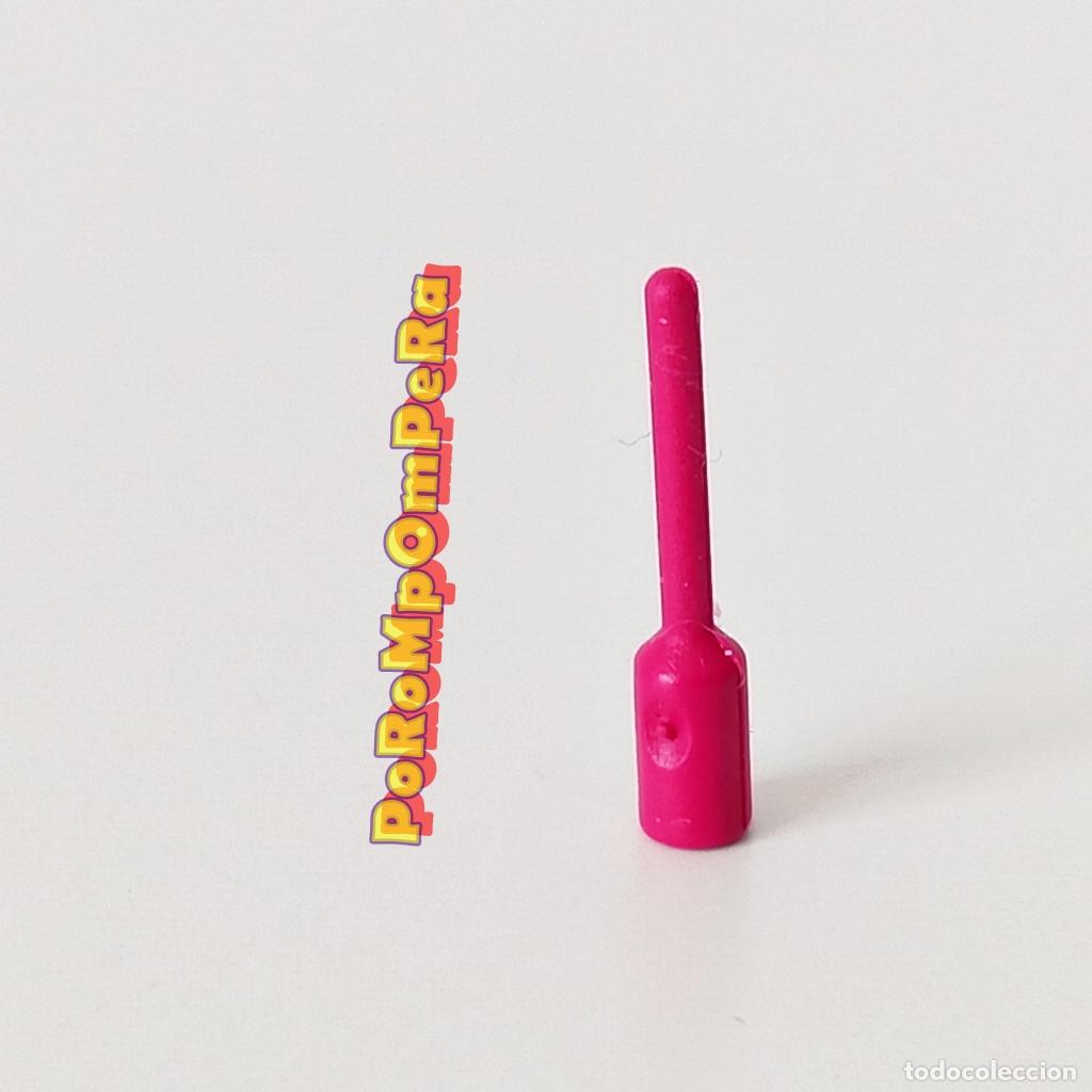 Playmobil: PLAYMOBIL antena morada? para robot por determinar F1