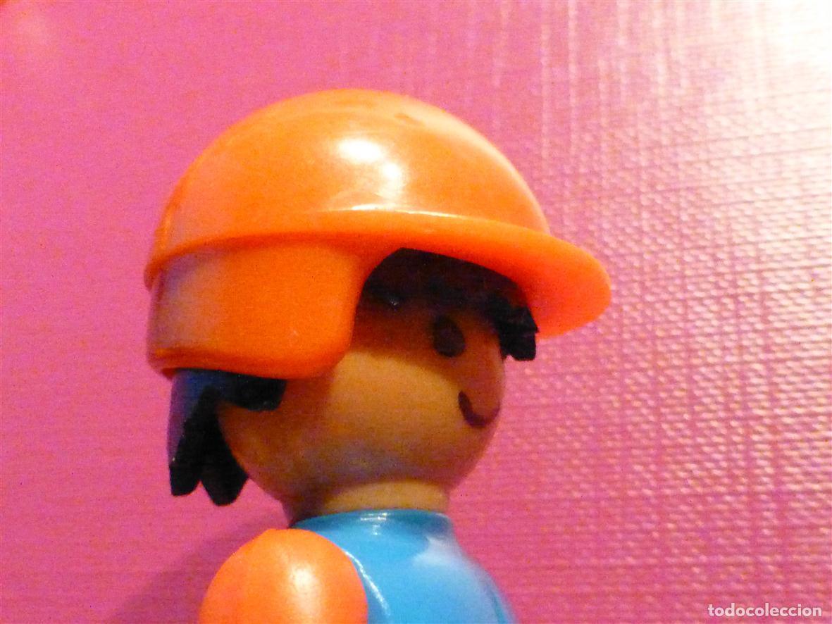Playmobil: Playmobil - Gorro, Gorra, Sombrero Visera corta - Casco Motorista - Color Naranja Oscuro - Playmobil