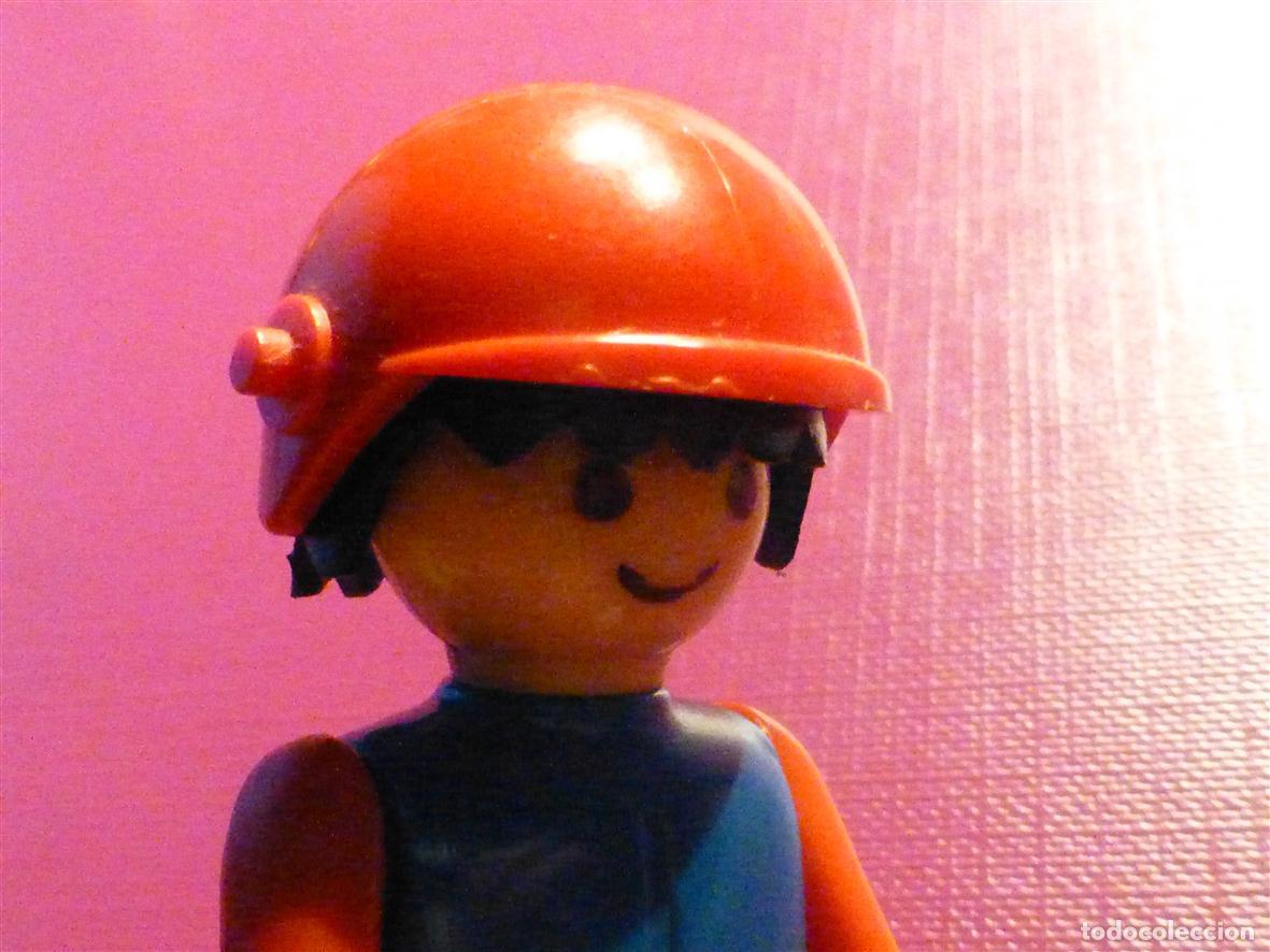 Playmobil: Playmobil - Gorro, Gorra, Sombrero - Casco sin visera Motorista - Color Naranja Oscuro - Playmobil