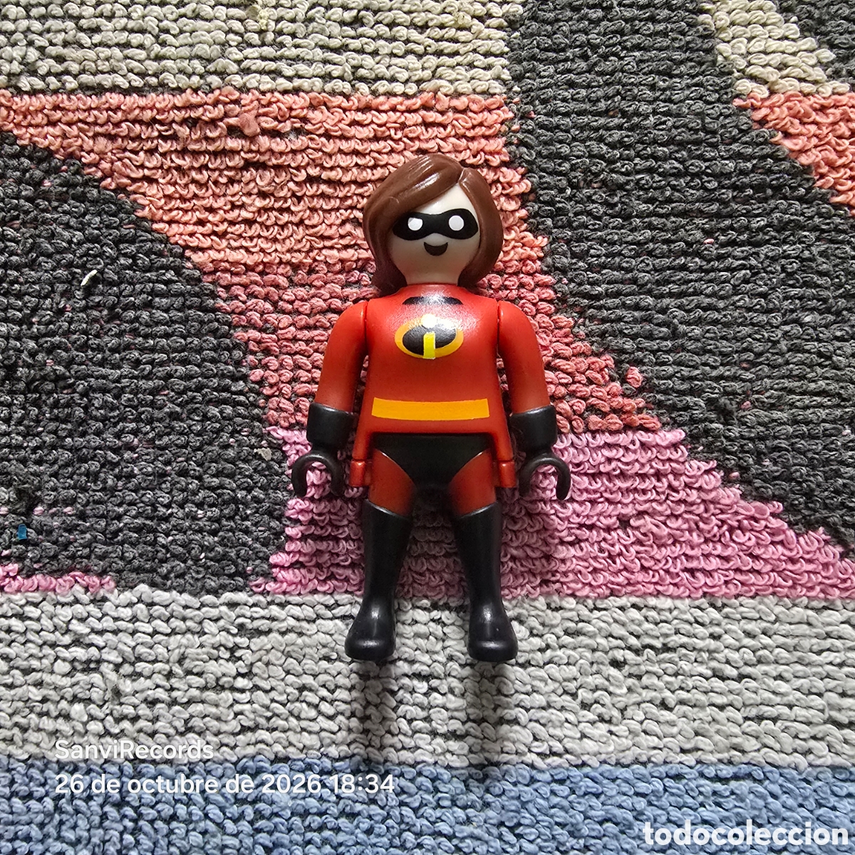 Playmobil: FIGURA PLAYMOBIL DISNEY KINDER: ELASTIGIRL (LOS INCRE&Iacute;BLES)