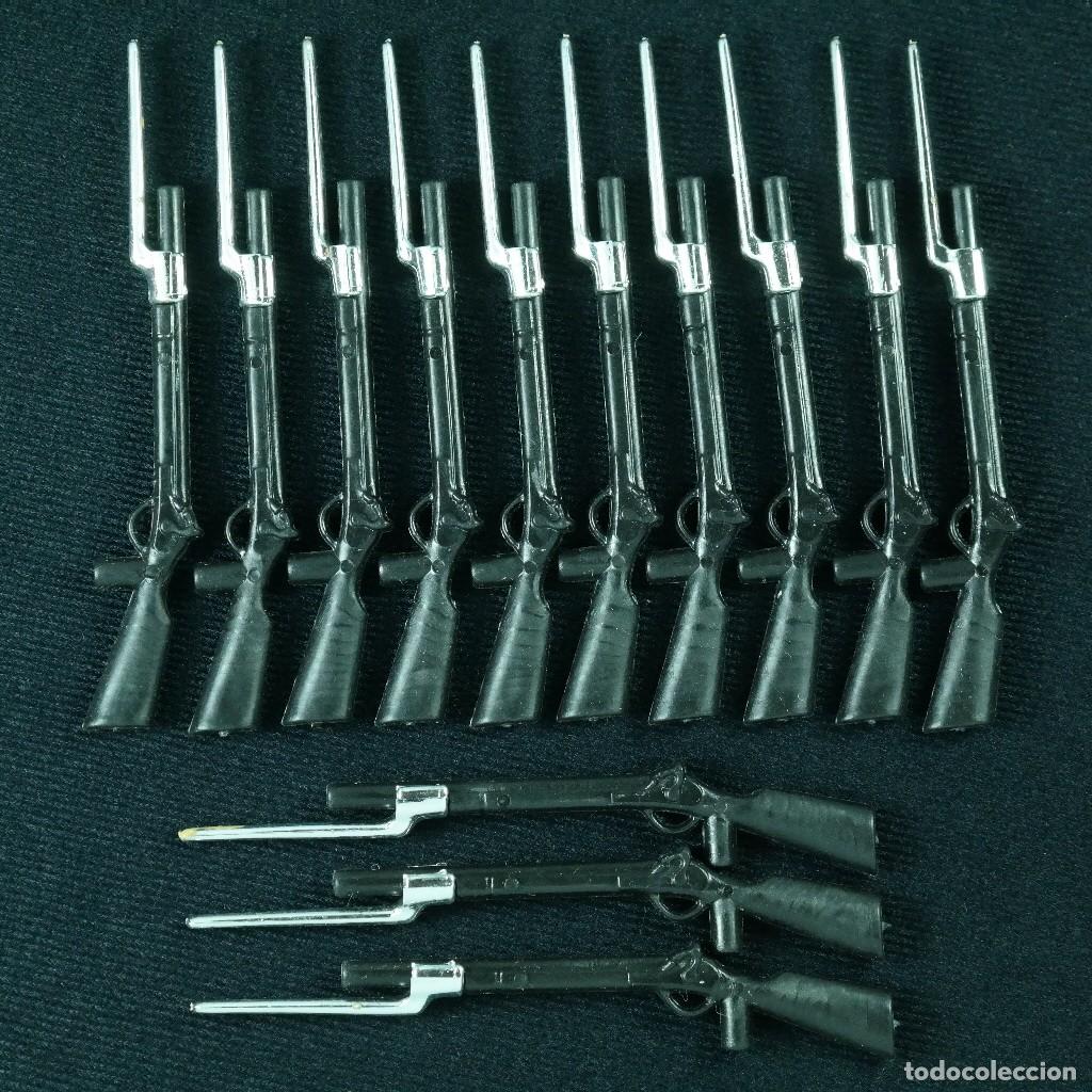 Playmobil: Playmobil rifles negros con bayonetas ☼
