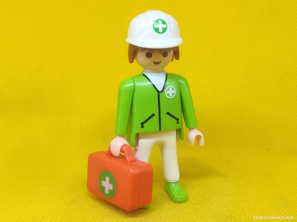 Playmobil: Playmobil Enfermero con casco blanco