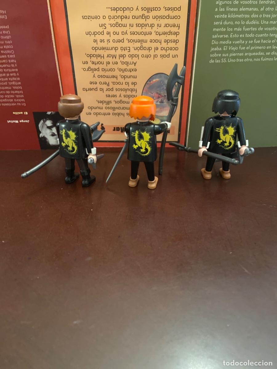 Playmobil: 3 guerreros drag&oacute;n amarillo en la espalda