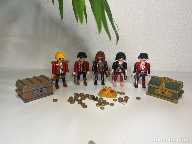 Playmobil: Playmobil 5 piratas con dos cofres, monedas y tesoro