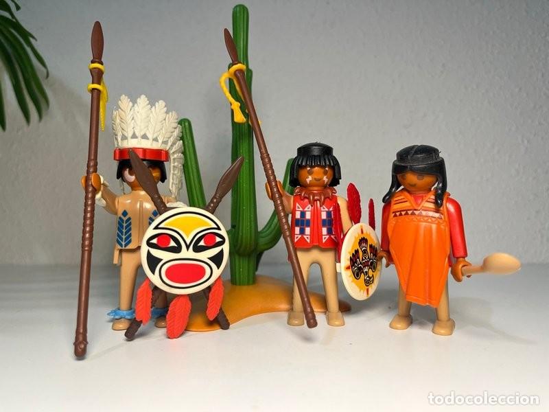Playmobil: Playmobil indios con jefe con penacho, escudos pintados y cactus